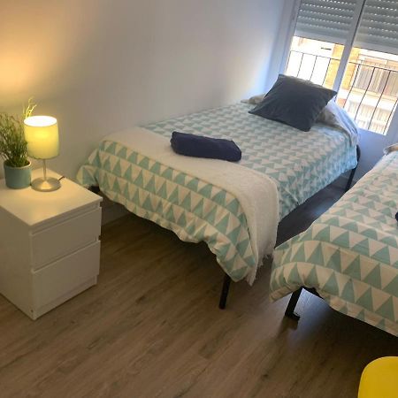 Centro Grupos Malaga Parking Gratis 3 아파트 외부 사진